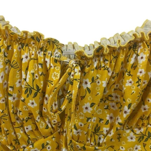 Shein XL Y2K inspired off shoulder floral - Picture 2 of 5